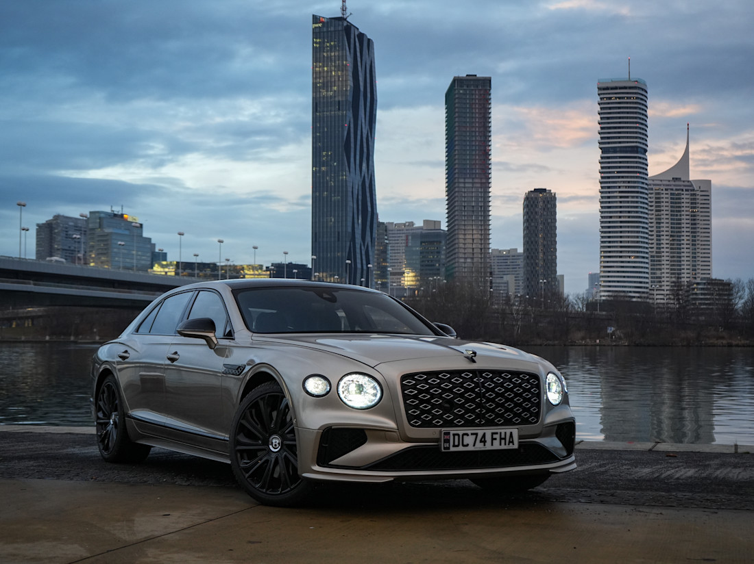 Bentley Flying Spur_Front