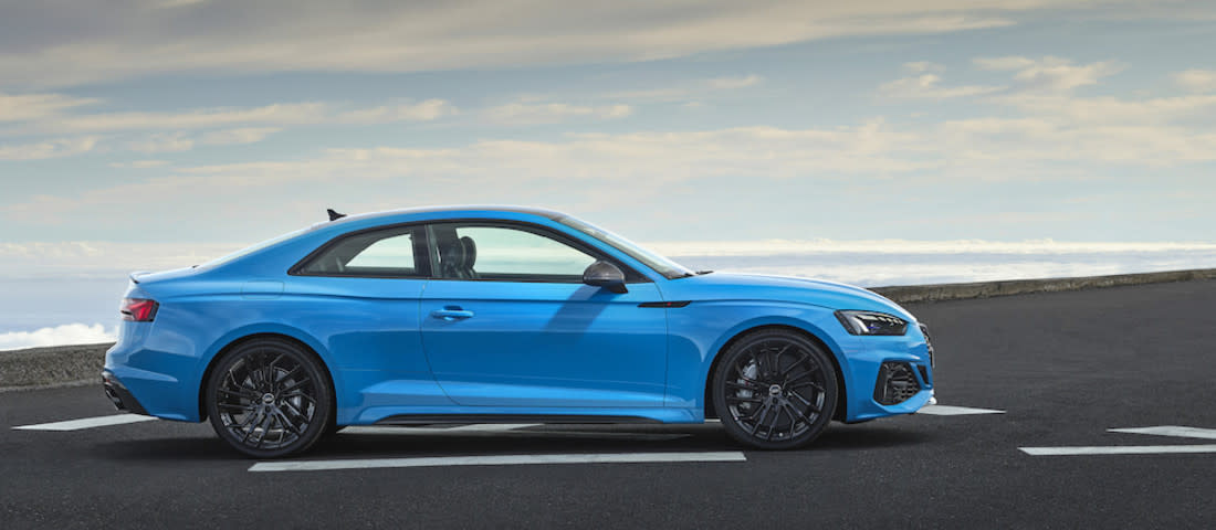 audi-rs5-l-06-1100