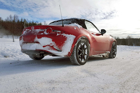 Editorial 01 jp mazda mx 5 in winter
