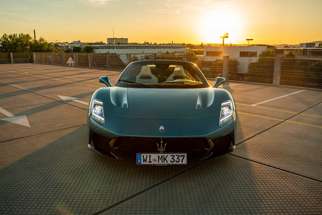 maserati-mcpura-cielo-front