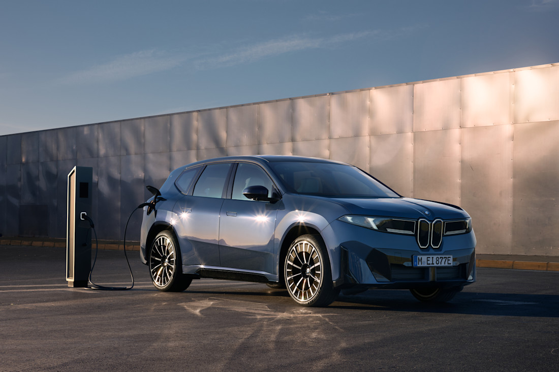 BMW denkt in 2030 net zoveel EV’s als brandstofauto’s te verkopen