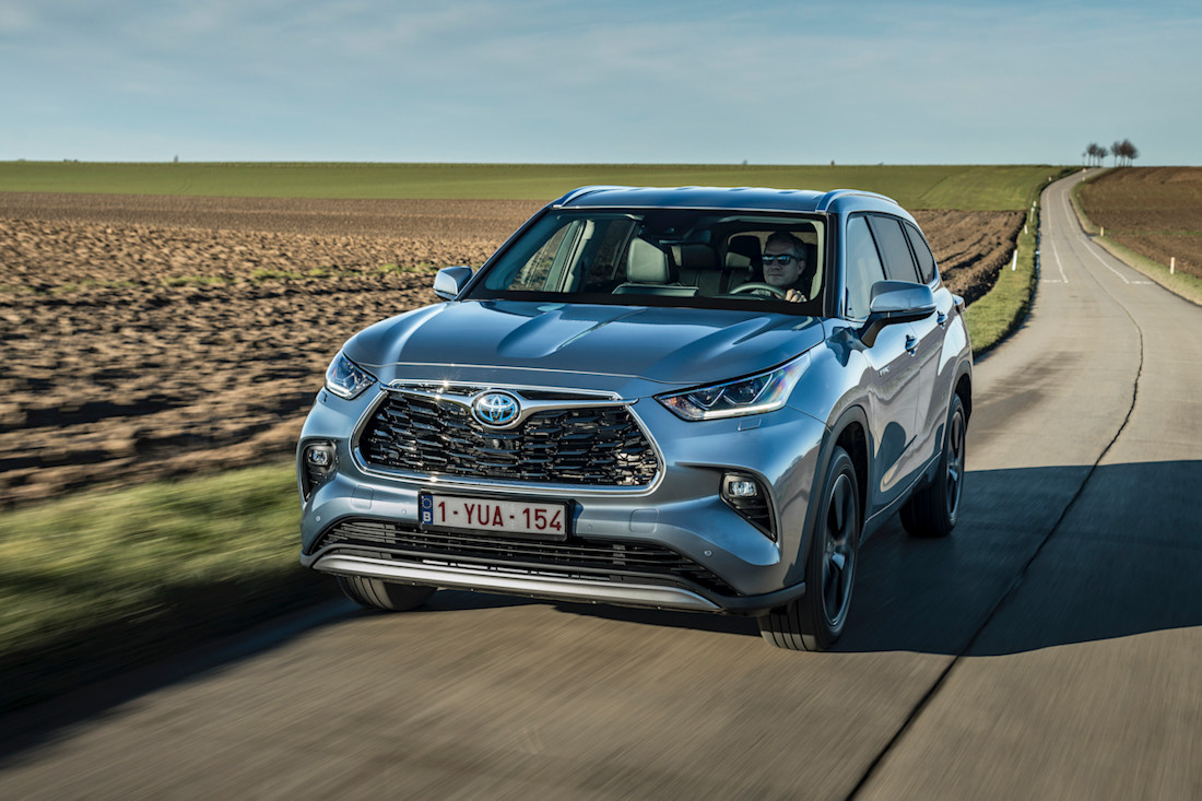 Toyota Highlander AS24 1