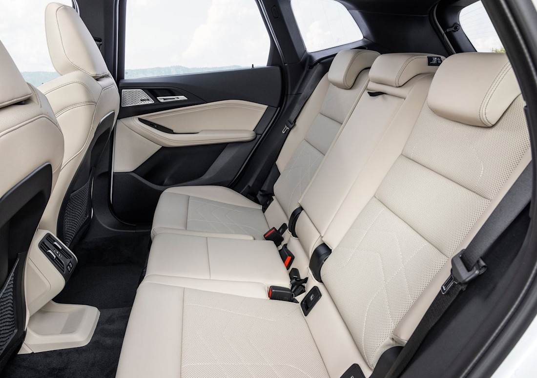 BMW-2-Series Active Tourer-2022 interior 2