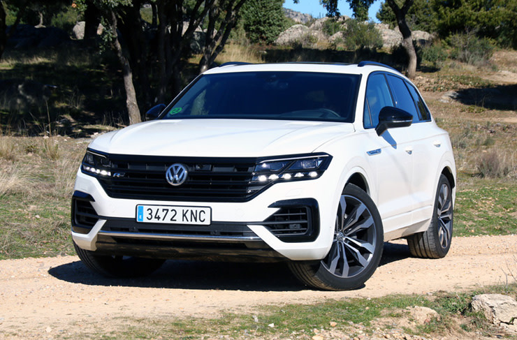 Volkswagen Touareg (2).JPG