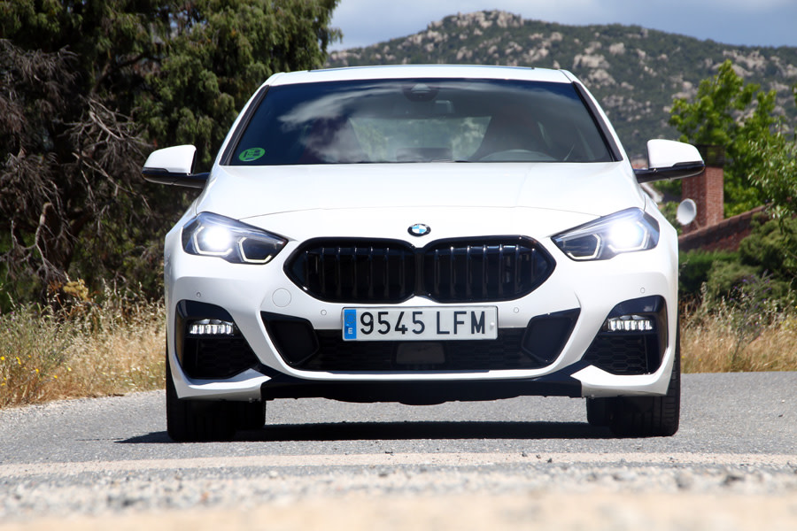 BMW 218i gran coupe (14).JPG
