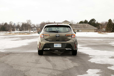 Editorial 2019 toyota corolla hatchback xse 06 jw