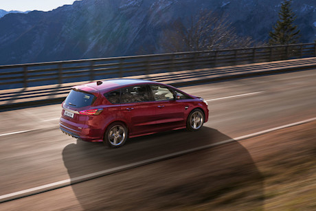 2021 FORD S-MAX 04