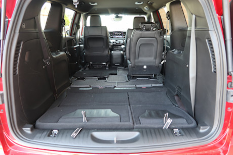 2025 Chrysler Grand Caravan Review Image