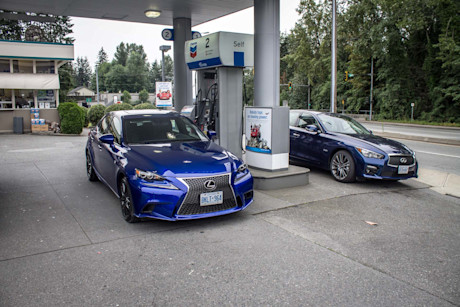 Editorial 12 bm 2016 infiniti q50 vs lexus is