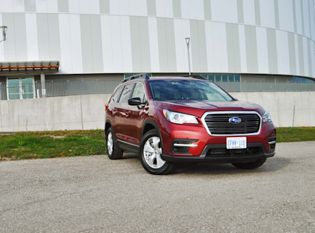 Editorial 06 2020 subaru ascent convenience 02 mb
