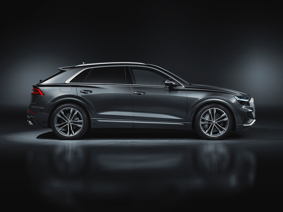 Audi SQ8 TDI (3).jpg