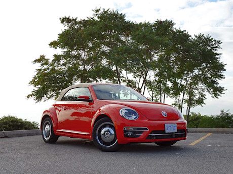 Editorial 2018 volkswagen convertible coast edition 04 jb