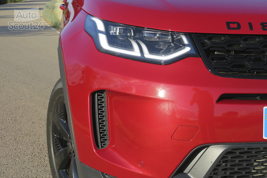 9_LR discovery sport p300e.JPG
