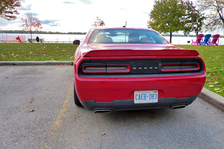 Editorial 2016 dodge challenger rt mopar 08 jb