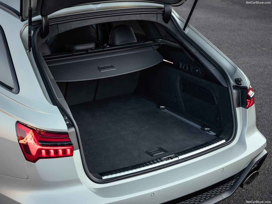 Audi-RS6 Avant performance-2023