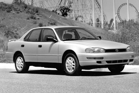 Editorial 03b 1992 toytoa camry