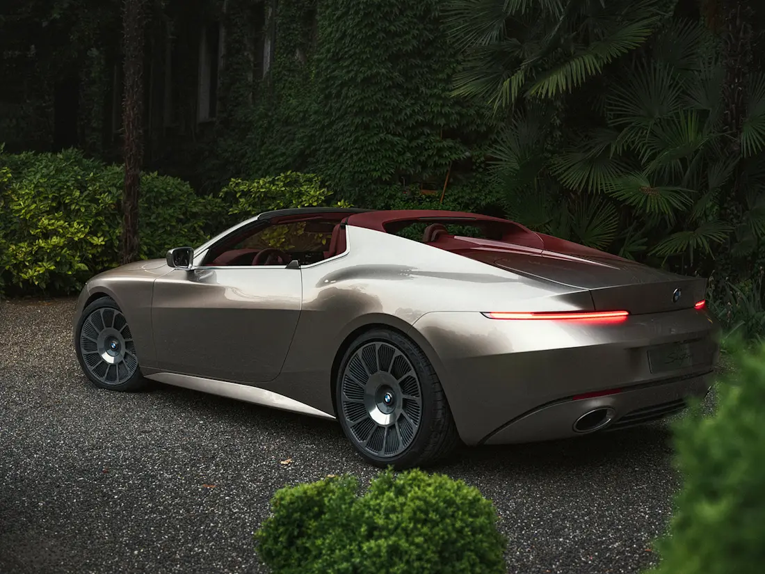 P90551579 highRes bmw-concept-skytop-o