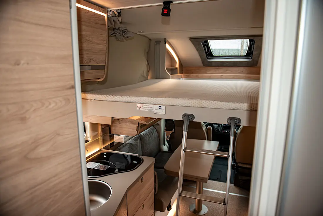 Das Hubbett ist eine clevere Lösung, um schnell zwei weitere Schlafplätze anbieten zu können. Allerdings sollte man auch sicherstellen, dass man diese wirklich braucht.  Das Hubbett ist eine clevere Lösung, um schnell zwei weitere Schlafplätze anbieten zu können. Allerdings sollte man auch sicherstellen, dass man diese wirklich braucht.