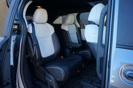 2026 Toyota Sienna - TD - JL - 260218 - 13