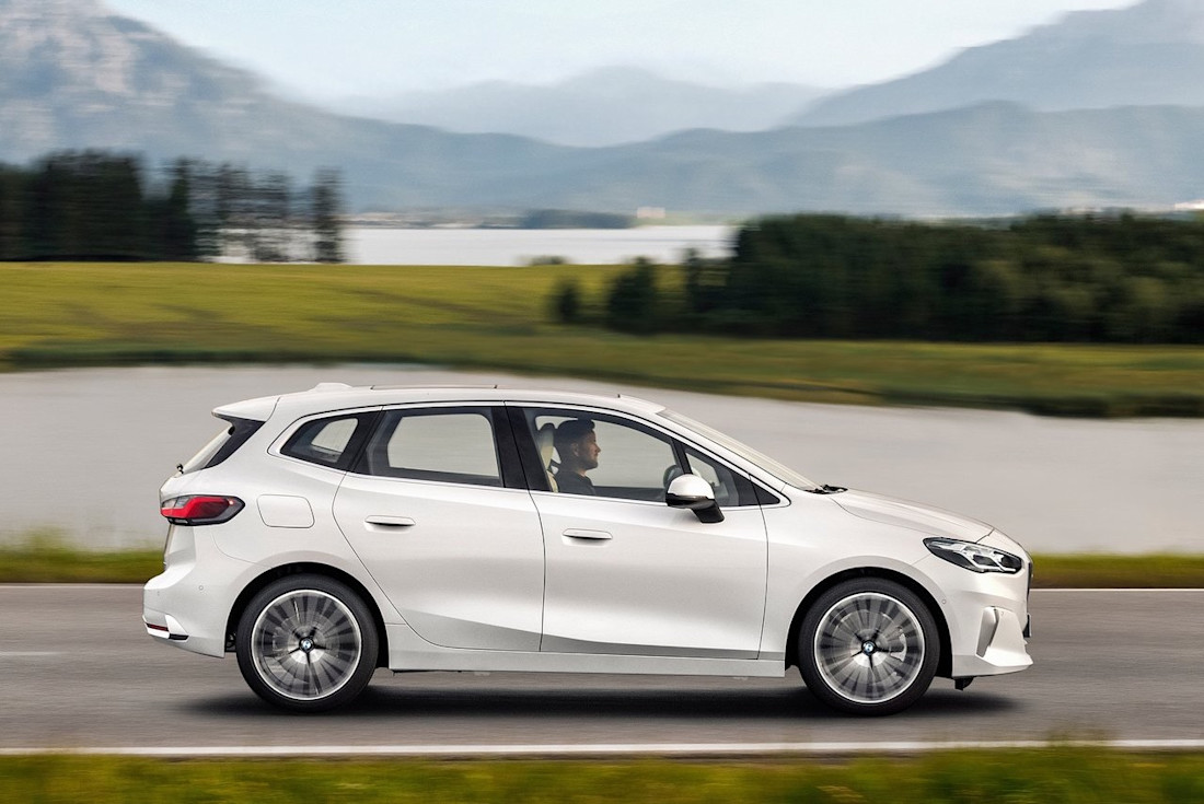 BMW-2-Series Active Tourer-2022 3