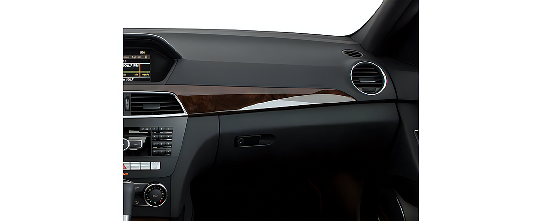 Mercedes-Benz C-Class 2013 33