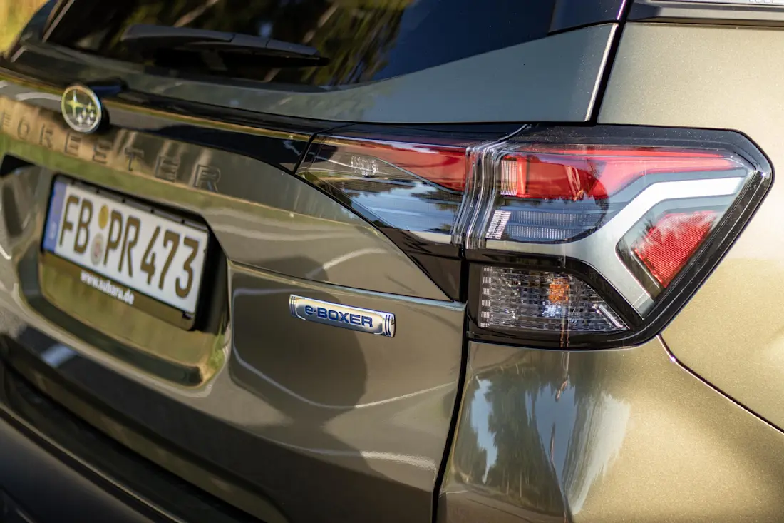 subaru-forester-detail