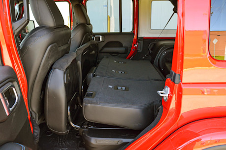 Jeep Wrangler Rubicon 4xe 2021 : essai routier Image