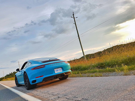 Editorial 2017 porsche 911 carrera 4 gts 12 jp