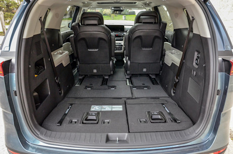 Kia Carnival SX 2022 : essai routier Body Image