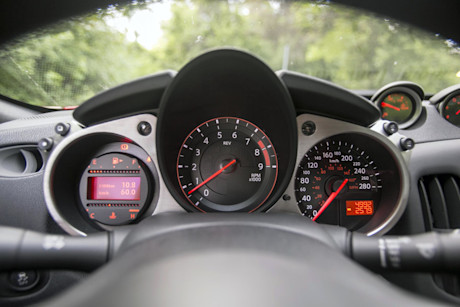 Editorial 2016 nissan 370z 13 rf