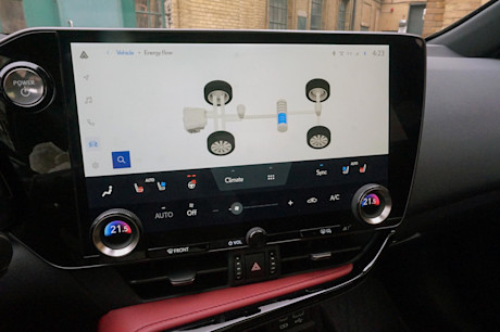 Editorial 2022 lexus nx 350h luxury package 29 jl