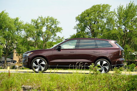 C'est terminé pour le Volvo EX90 au Canada Body Image