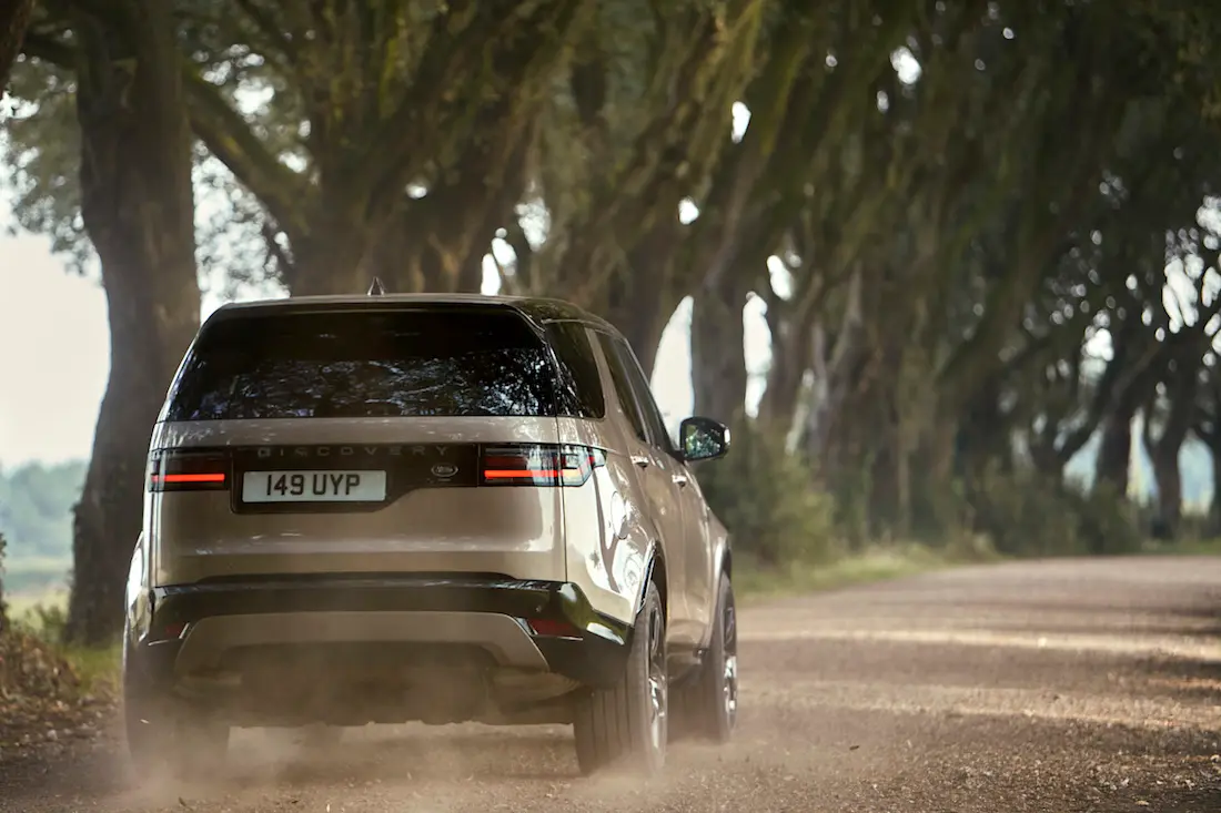 AS24 Discovery achter