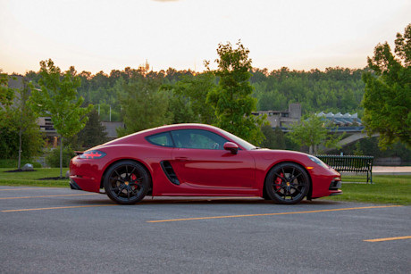 Editorial 2018 porsche cayman gts 06 lw