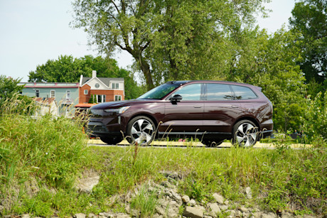 Volvo EX90 2025 : essai routier Body Image
