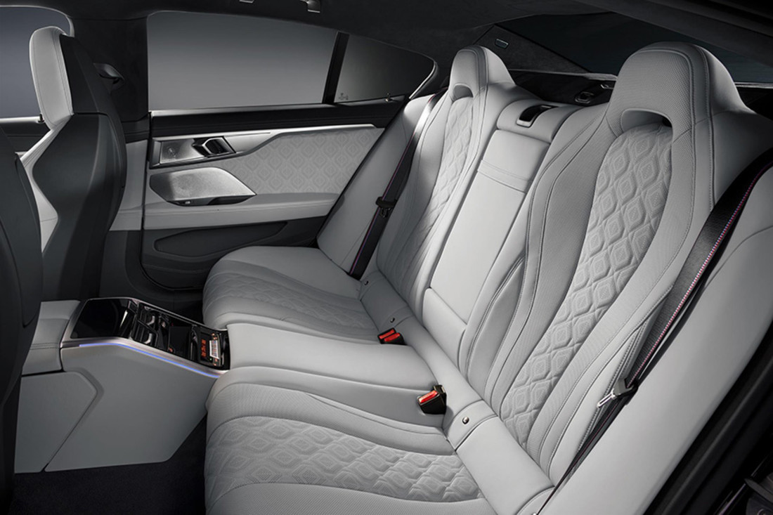 bmw-m8-gran-coupe (1).jpg