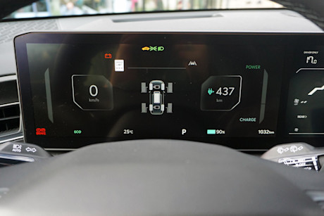 Editorial 2024 kia ev9 land awd w gt line package fd 231215 20 di