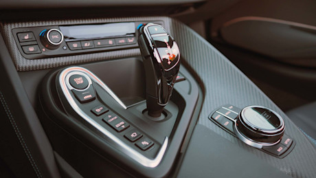 Editorial 2019 bmw i8 roadster 38 jp