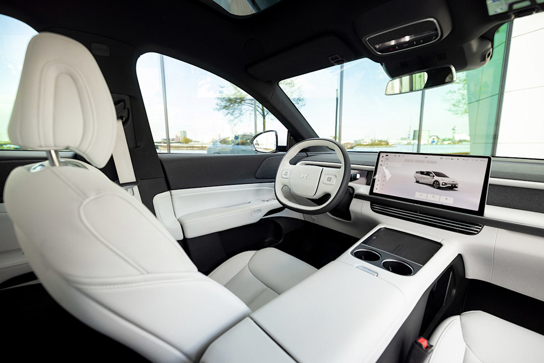 CR 12 Xpeng G6 AS24 Car Reviews 2