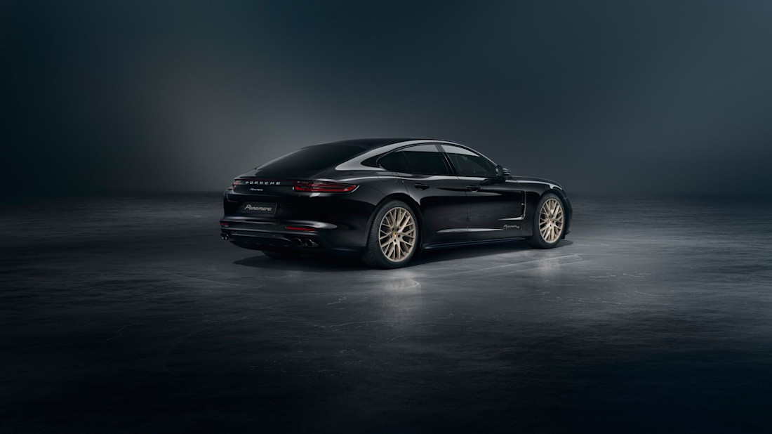 high_panamera_4_10_years_edition_2019_porsche_ag.jpg