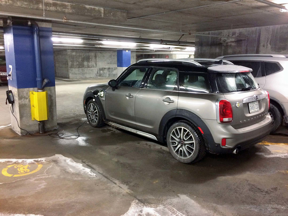 Mini Cooper S E Countryman ALL4 2018 : L’éclectique VUS urbain s’électrise Image