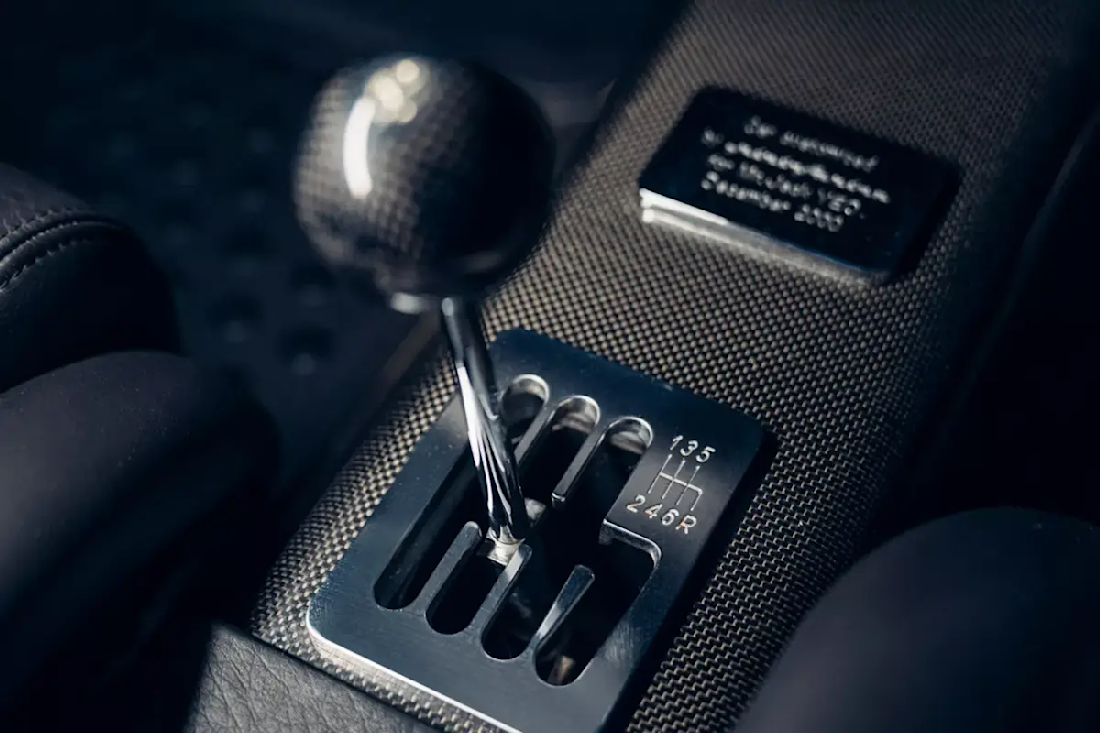 ferrari-cambio-manual-icona (3)