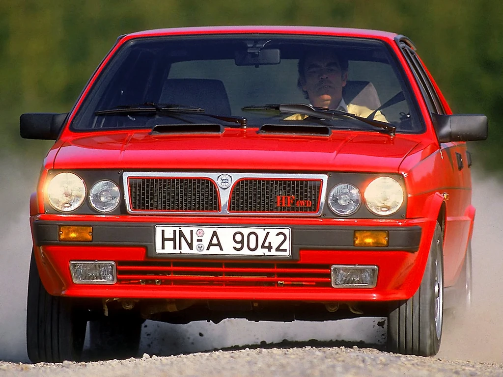 lancia-delta-hf-4wd