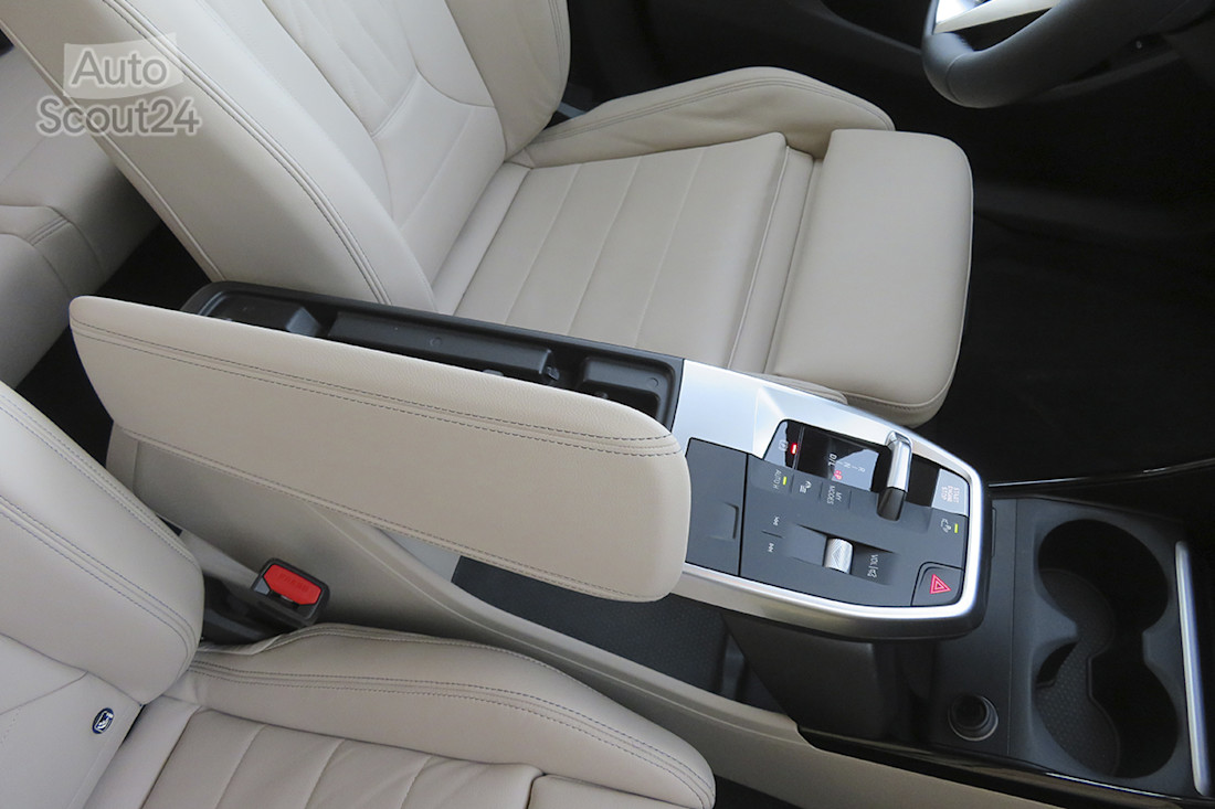 23_bmw serie active tourer.JPG