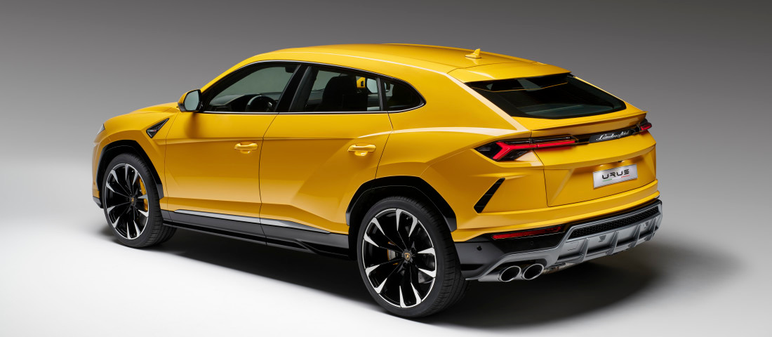 lamborghini-urus-back-1100