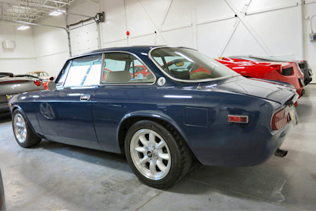 Editorial 04 bh 1974 alfa romeo 2000 gtv