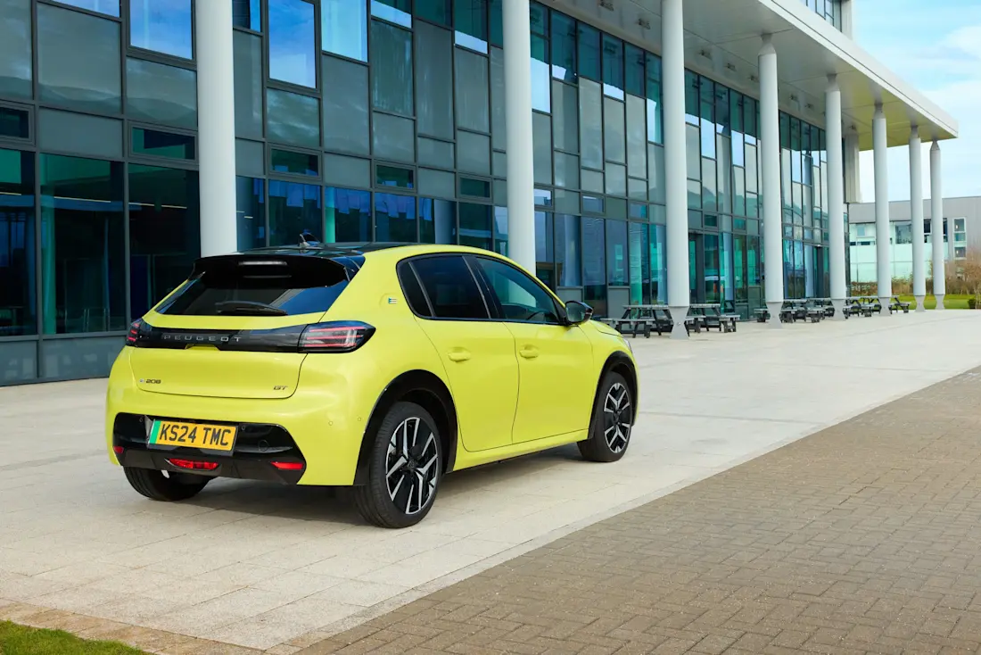 peugeot e-208 gt 728 peugeot e-208 gt 728