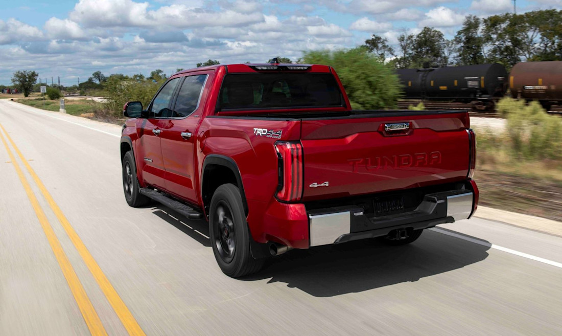 Toyota Tundra 2