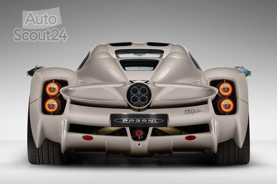Pagani-Utopia-2023-1600-0a.jpg