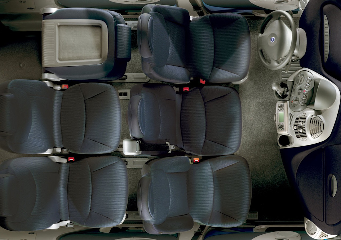 Fiat-Multipla-2004-Innerraum